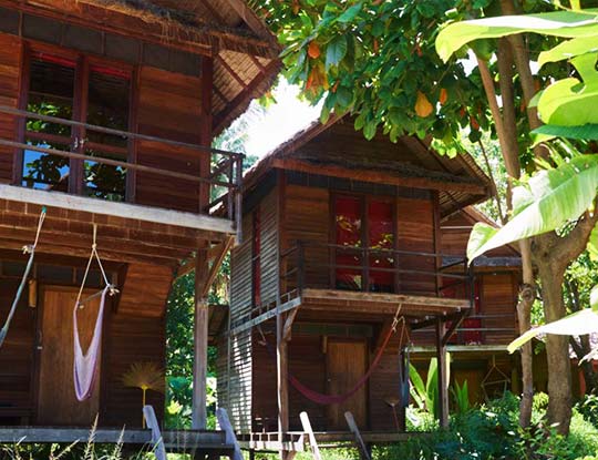 castaway-breezy-garden-bungalow-thailand