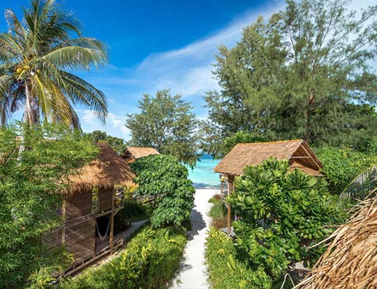 koh-lipe-castaway-big-breezy-bungalow-garden-side