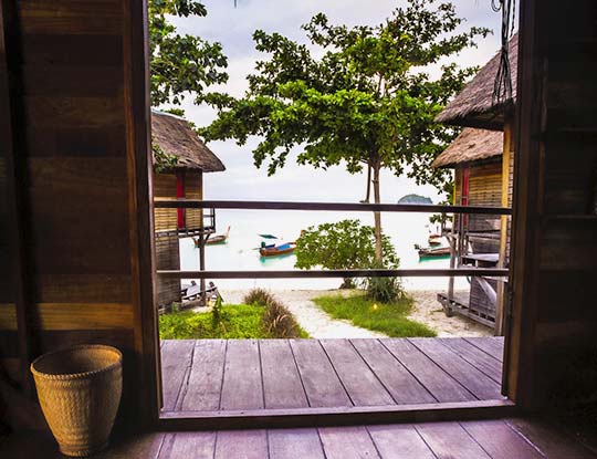 koh-lipe-resort-castaway-sea-view-breezy